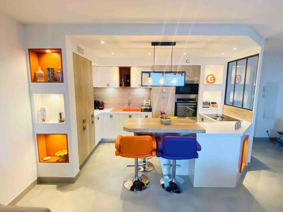 Luxueux T3 Piscine Et Vue Somptueuse Apartment Сет Екстериор снимка